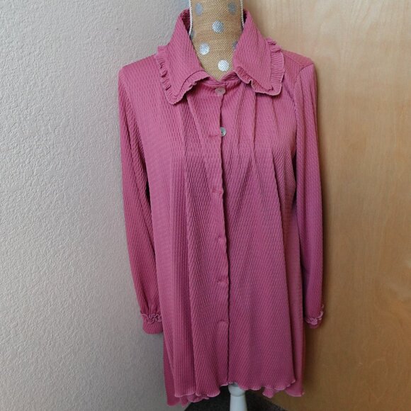 Sew Modest Top - Picture 1 of 5